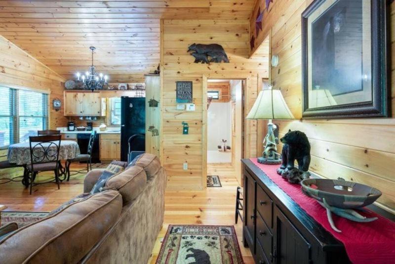 Villa Mountain Spirit Cabin - Fireplace And Hot Tub à Blue Ridge Extérieur photo