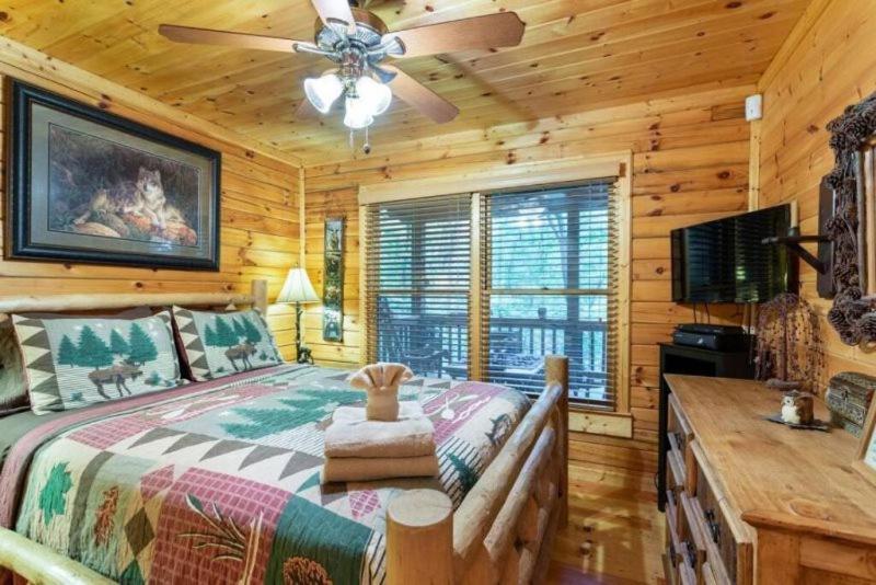 Villa Mountain Spirit Cabin - Fireplace And Hot Tub à Blue Ridge Extérieur photo